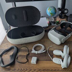 BUNDLE Meta Oculus Quest 2 256GB + Extended Battery w/ Carrying Case ~ Like New
